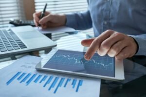 Recuperación de préstamos automatizada con Omnis Contact Center CX