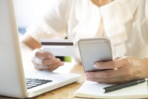 Pagos en línea integrados con atención omnicanal en Omnis Contact Center CX.